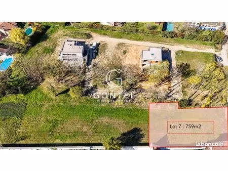 terrain 759 m² st cyr au mont d or