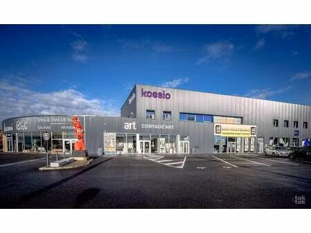 local commercial à louer