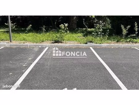 outdoor_parking