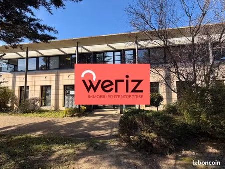 bureaux 459 m²