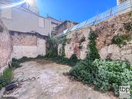 local commercial 55 m² marseille 1er