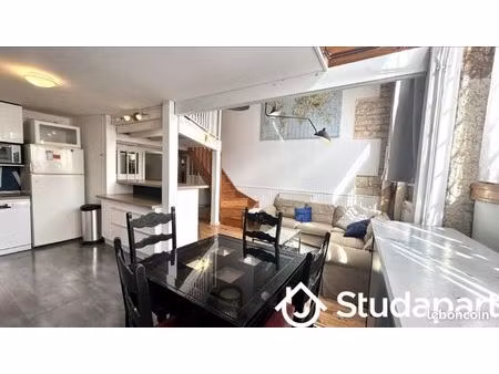 chambre 1 pièce 18 m²