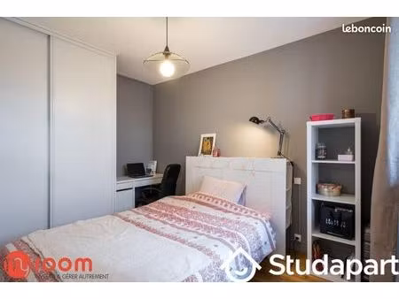 chambre 1 pièce 9 m²