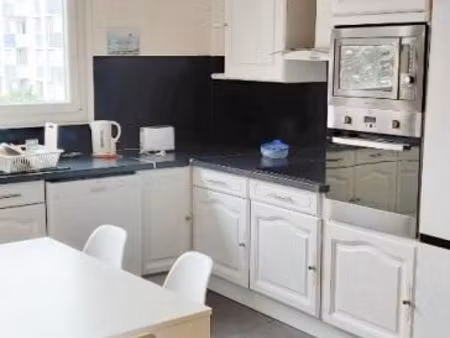 chambre 1 pièce 12 m²