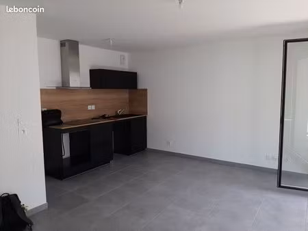 appartement 1 pièce 32 m²