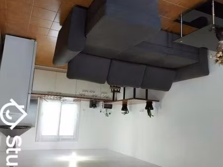 chambre 1 pièce 11 m²