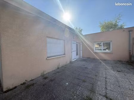 local 49 m² vernaison