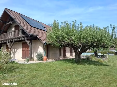 maison 7 pièces 130 m²