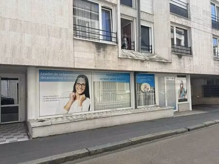 local commercial à louer