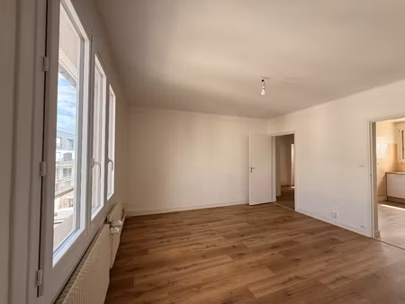 appartement 1 pièce - 37 m²