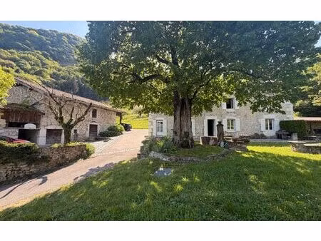 maison noyarey 319.41 m² t-8 à vendre  669 000 €
