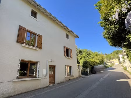 maison 6 pièces - 258 m²