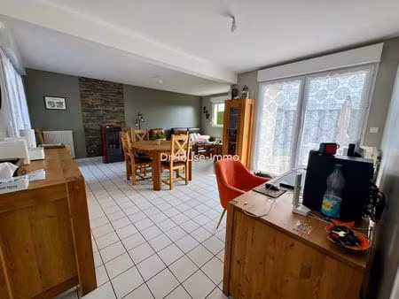 maison familiale avec beaux volumes à découvrir !