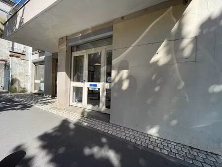 local commercial à louer