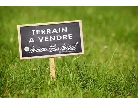 terrain constructible viabilisé à vendre