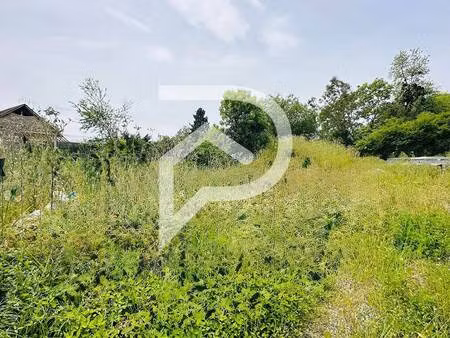 terrain constructible viabilisé à vendre