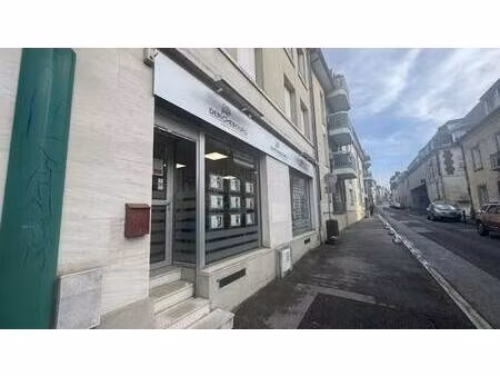 local commercial à vendre