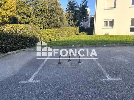 parking à louer