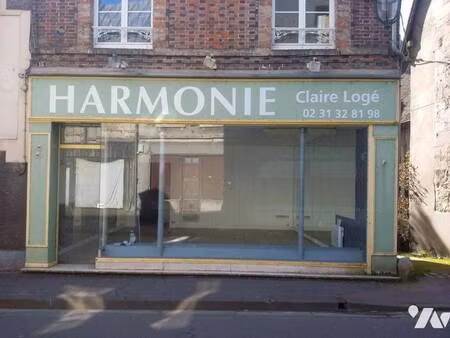 local commercial à louer
