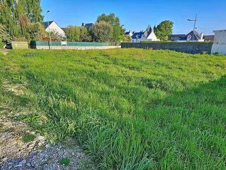 terrain constructible viabilisé à vendre