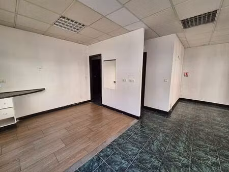 local commercial à vendre