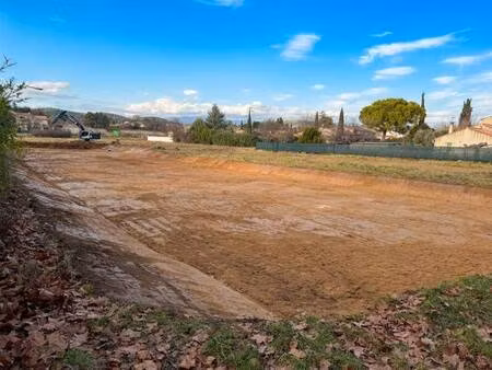 terrain constructible viabilisé à vendre