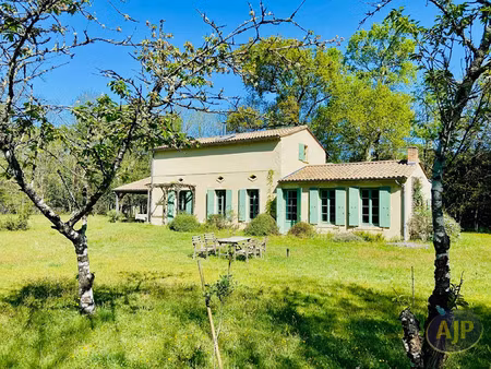 vente maison 6 pièces 204 m² lesparre-médoc (33340)