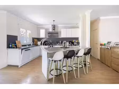 boisseuil  plain-pied 4 chambres
