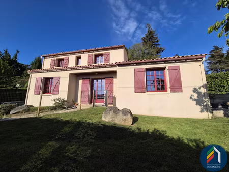 maison familiale à pouzauges