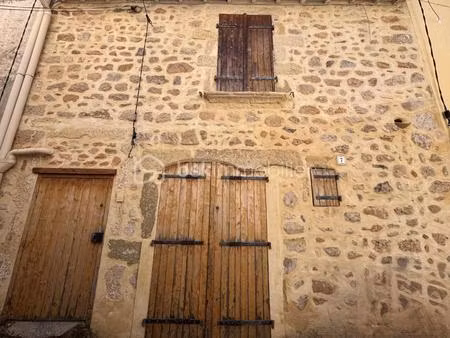 maison de village en pierre