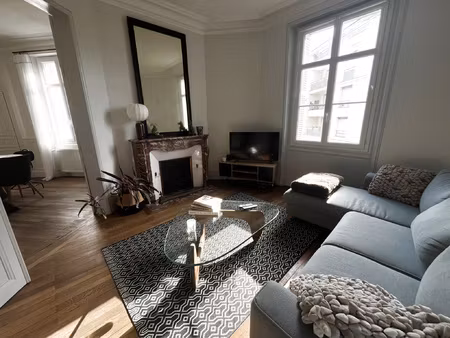 appartement meublé - t3 - rue de belgique