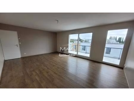 appartement familial lumineux – dernier étage – secteur recherché