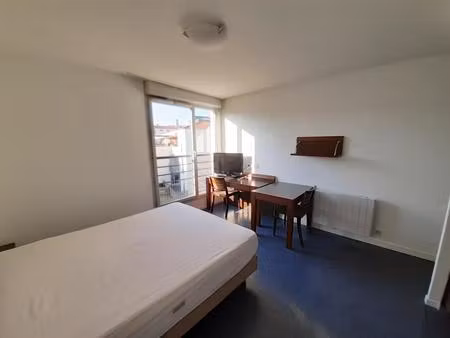 studio n°302 - 69009