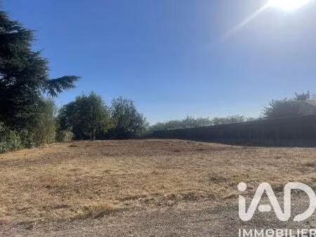 terrain constructible viabilisé à vendre