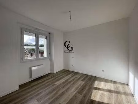 location maison à pont-rousseau (44400) : à louer / 55m² pont-rousseau