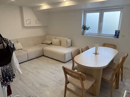 à louer local professionnel de 110 m2 en rez-de-chaussée