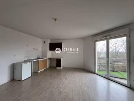 location appartement 2 pièces à la roche-sur-yon les forges - zone nord-ouest (85000) : à 