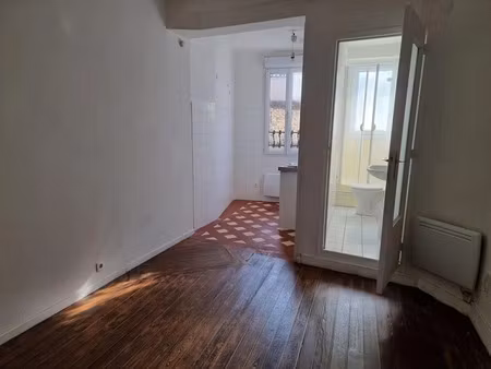location appartement 2 pièces 28.9 m² à nemours (77140)  515 €