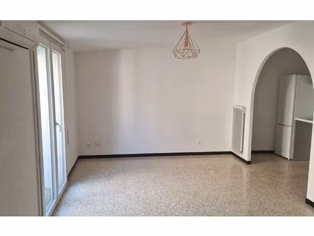 location appartement  78.23 m² t-4 à bouillargues  730 €