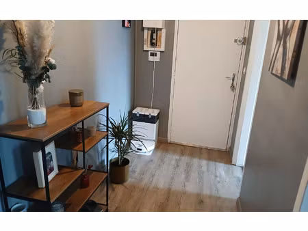 location appartement  52.72 m² t-2 à compiègne  720 €