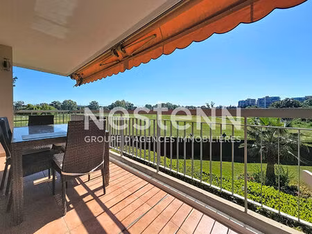 mandelieu : 3p appartement d'angle vue golf stationnement