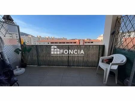 place saint roch  immeuble neuf  superbe studio en dernier étage plein sud avec vue dégagé