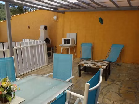 location meublée appartement 3 pièces 27 m² à toulon (83000)  560 €