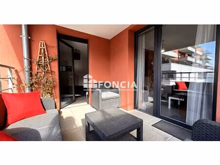 la ravoire-appartement t2 avec terrasse et parking en sous-sol