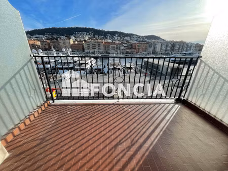 port de nice - 3p vue mer - etage eleve