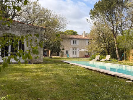 maison 6 pièces 172 m2 + dépendance 2 pièces 58 m2