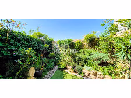 bouc bel air village - maison de caractère de type 5 pièces avec terrasse  jardin  vue et 