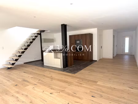 maison rénovée de 159 m² avec 4 chambres et jardin