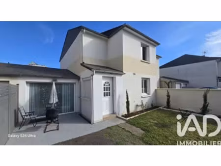 maison de ville à saint-amand-montrond (18200)