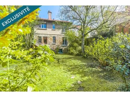 charme et beaux volumes  proche des commodités